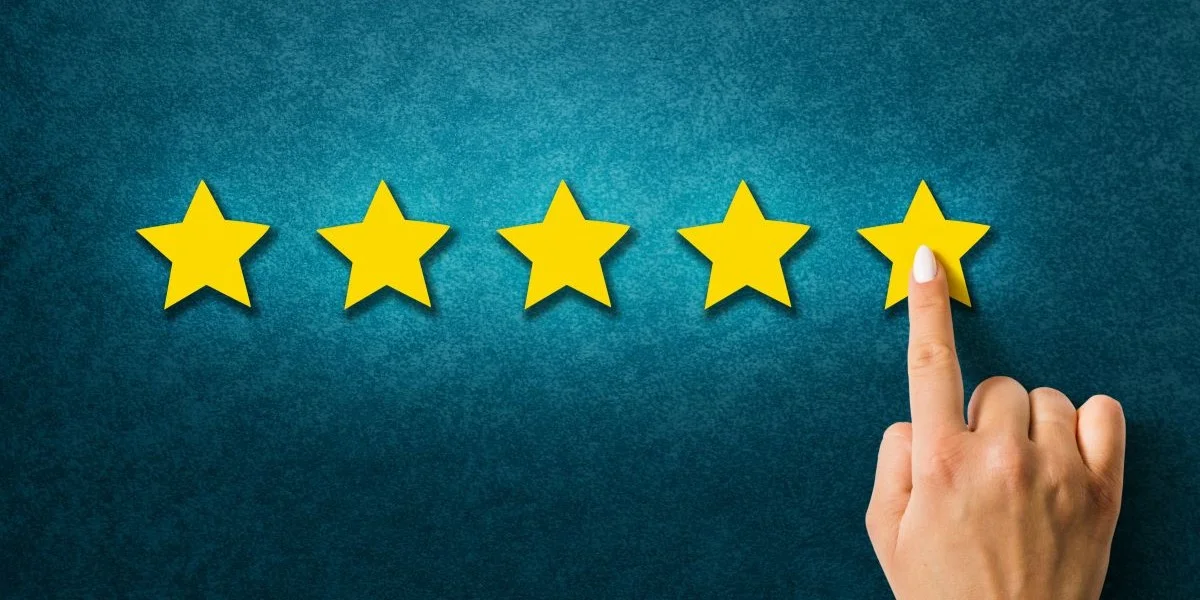 Four-week deployment plan for AI-powered review generation